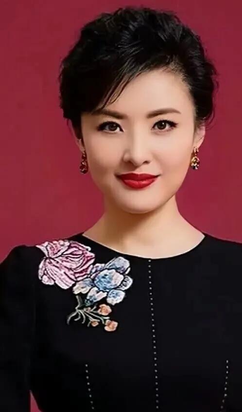 周涛最新图片，自然之旅的心灵探索与平和之旅