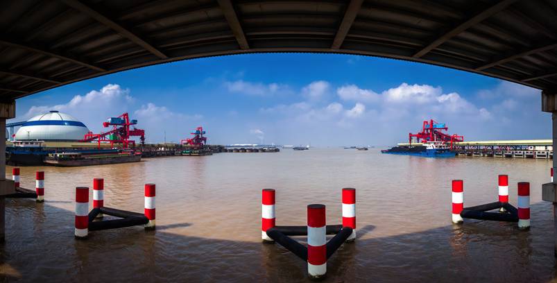 江阴申港码头最新招工启航智能新时代,科技引领未来