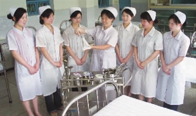 科技重塑护理，最新操作教学视频引领未来护理之旅