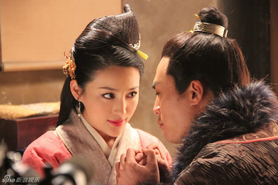 新版潘金莲传奇,小巷中的美食与隐秘故事