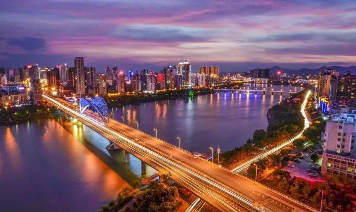 赣州发展的双刃剑效应探讨,机遇与挑战并存