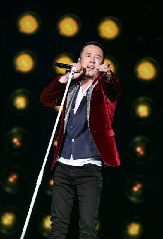 最新热门歌曲与音乐流行趋势探讨，音乐的魅力与趋势分析