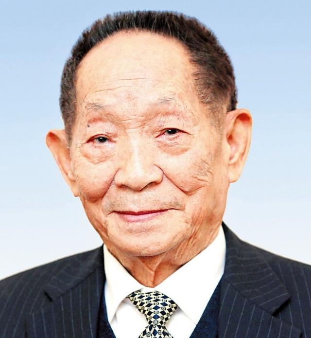 袁隆平专访揭秘，稻田里的国士无双传奇