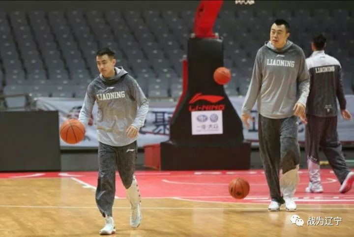 辽宁男篮最新训练视频,篮球热血与小巷美食的双重魅力展现