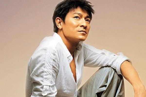 直播打赏新规,科技引领互动体验,重塑直播新时代