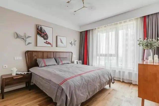 卧室窗帘最新款,时尚与功能的完美融合设计亮相!