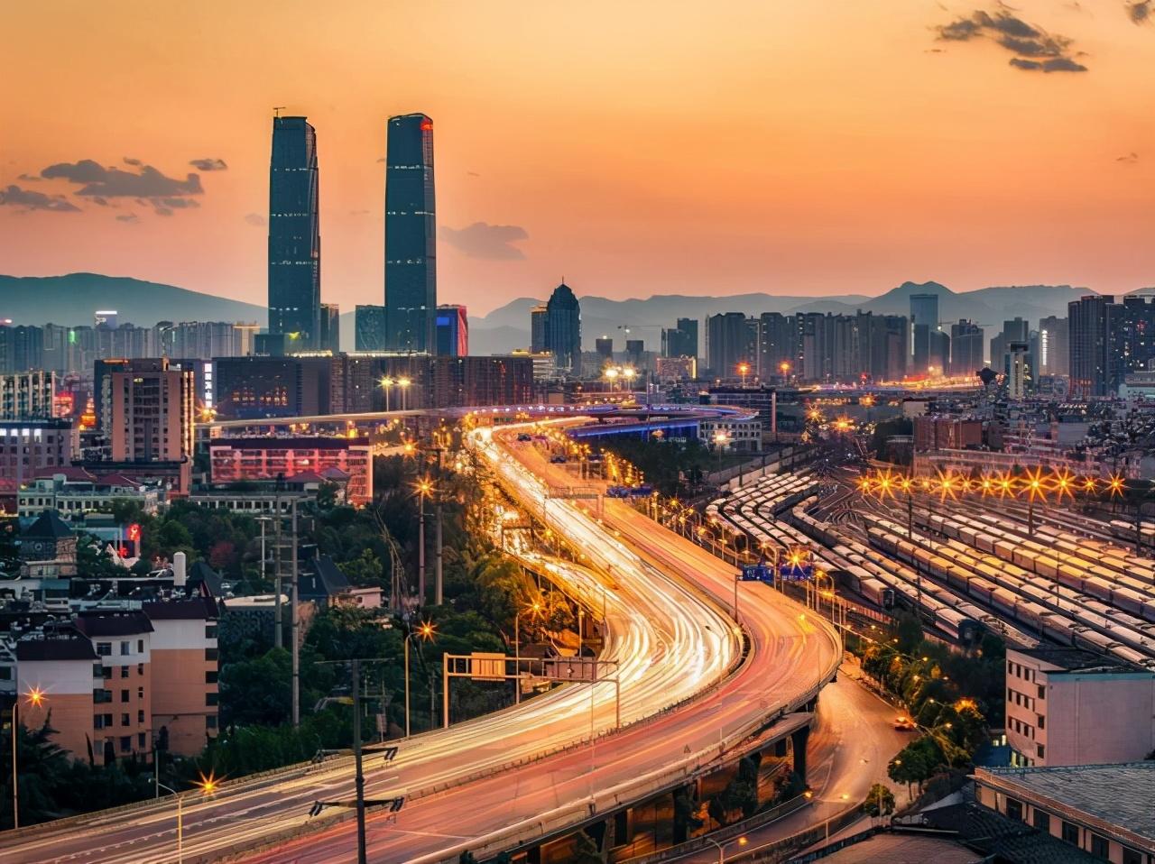 最新高铁沿线城市，轻松追寻自然美景之旅