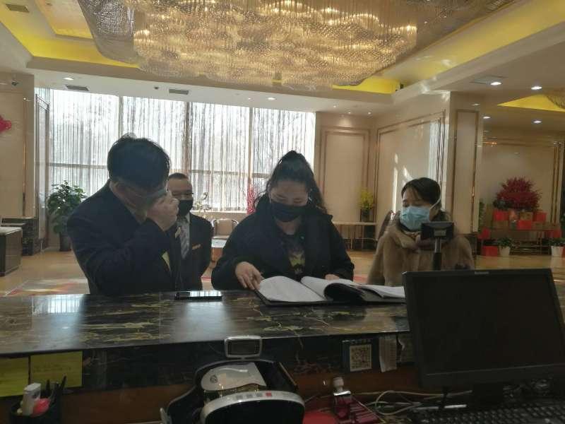 乌鲁木齐最新疫情报道，城市温情日常观察